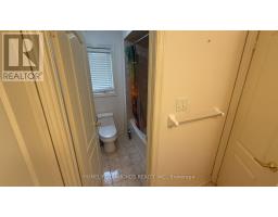 12 Oakhaven Road, Brampton, ON L6P2Y3 Photo 13