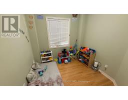 12 Oakhaven Road, Brampton, ON L6P2Y3 Photo 15
