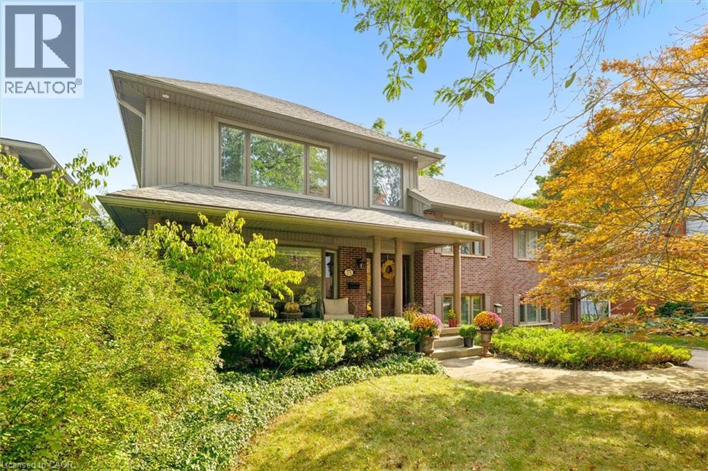 75 LYON Avenue — photo 2