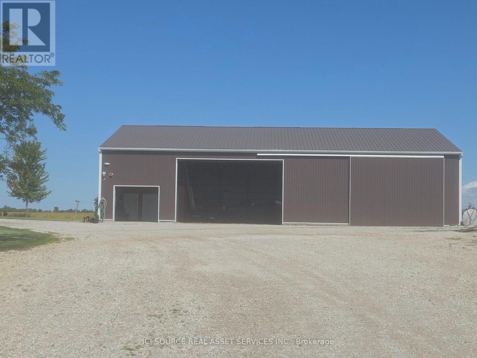 1532 KERR LINE - 22