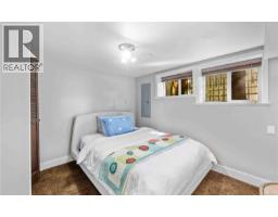 1461 Derby Rd, Saanich, BC V8P1T2 Photo 30