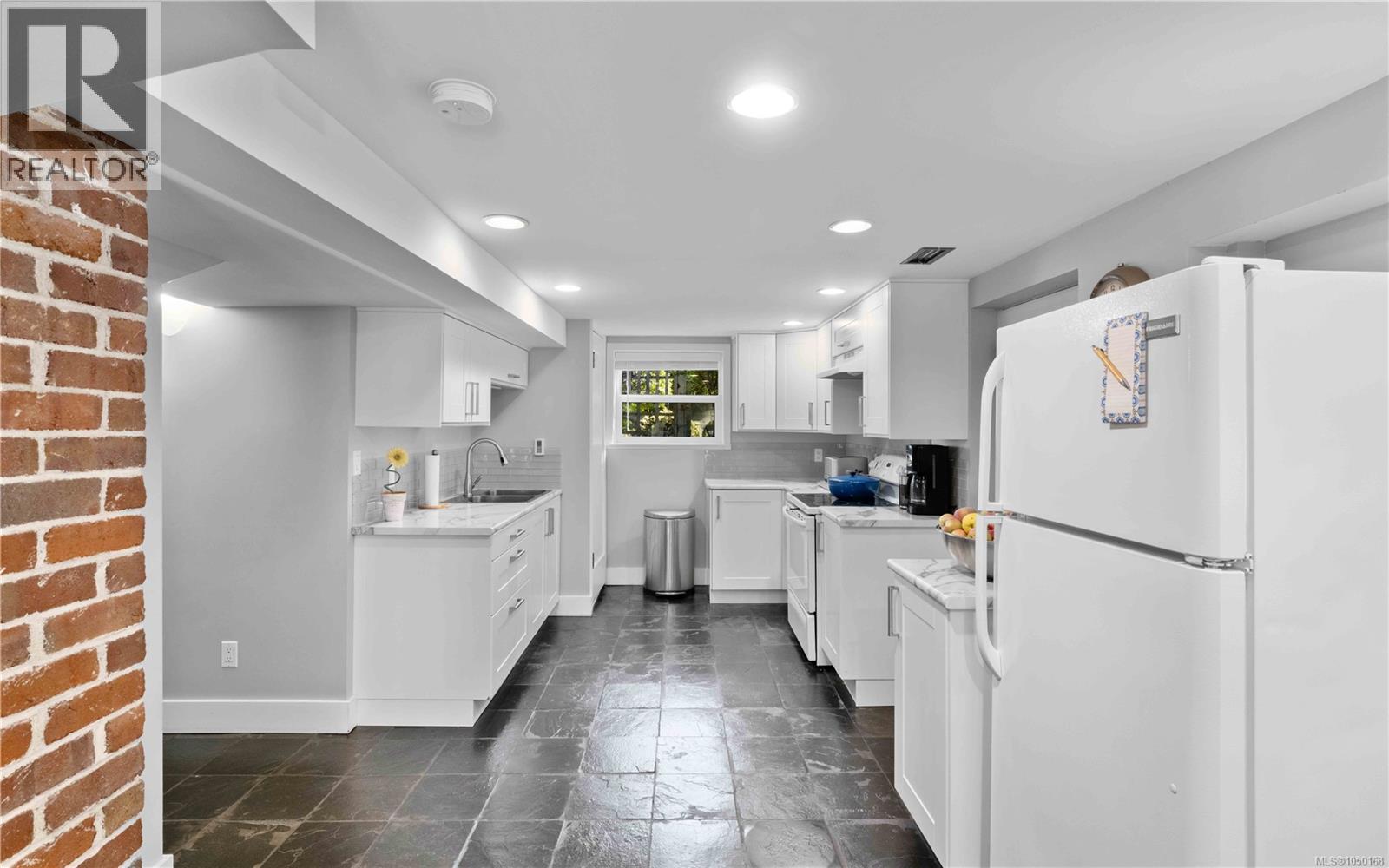1461 Derby Rd - 25