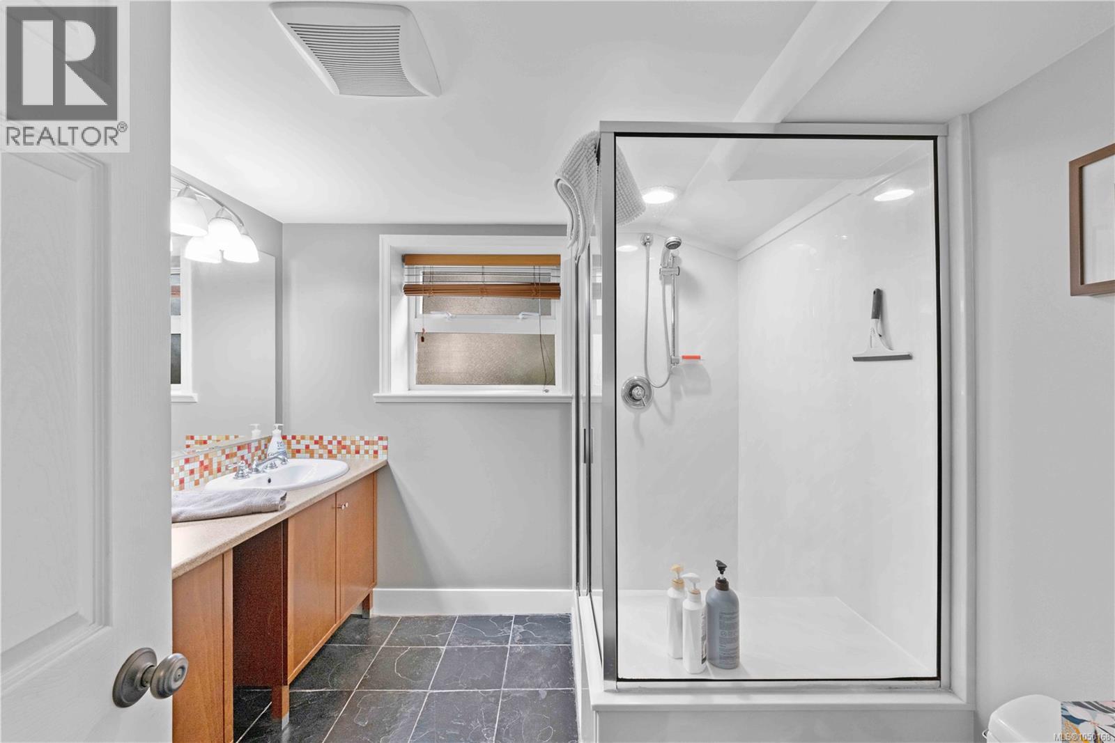 1461 Derby Rd - 29