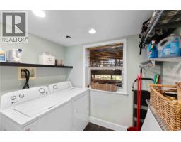 1461 Derby Rd, Saanich, BC V8P1T2 Photo 31