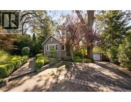 1461 Derby Rd, Saanich, BC V8P1T2 Photo 33