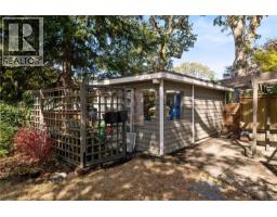 1461 Derby Rd, Saanich, BC V8P1T2 Photo 38