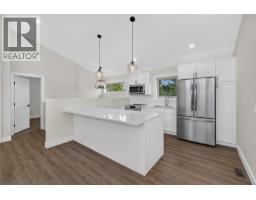 Foyer - 4926 Timber Ridge Road Unit# 52, Windermere, BC V0A1K3 Photo 11