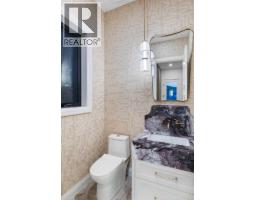730 25 Avenue Nw, Calgary, AB T2M2B2 Photo 24