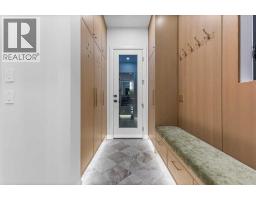 4pc Bathroom - 730 25 Avenue Nw, Calgary, AB T2M2B2 Photo 23