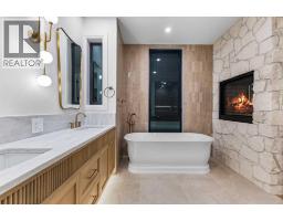 730 25 Avenue Nw, Calgary, AB T2M2B2 Photo 32