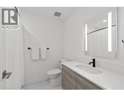 651 Churchill Avenue Unit# 101, Penticton, BC V2A1E2 Photo 38