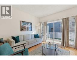 1707 23 Avenue SW - photo 10