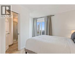 1707 23 Avenue SW - photo 19