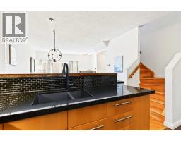 1707 23 Avenue SW - photo 7