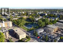 1707 23 Avenue SW - photo 31