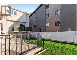 1707 23 Avenue SW - photo 29