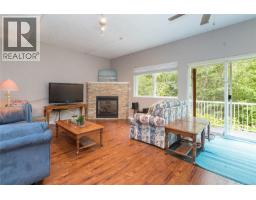 1927 Riverside Dr, View Royal, BC V9B6H9 Photo 33