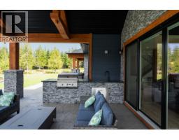 2833 Woodcroft Pl, Shawnigan Lake, BC V8H2E4 Photo 28
