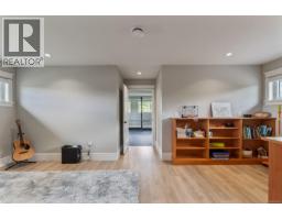 2833 Woodcroft Pl, Shawnigan Lake, BC V8H2E4 Photo 47