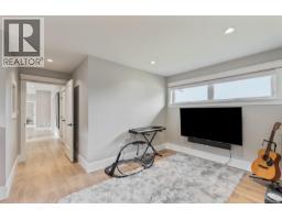 2833 Woodcroft Pl, Shawnigan Lake, BC V8H2E4 Photo 48