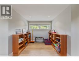 2833 Woodcroft Pl, Shawnigan Lake, BC V8H2E4 Photo 49