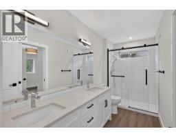 4926 Timber Ridge Road Unit# 48, Windermere, BC V0A1K3 Photo 12