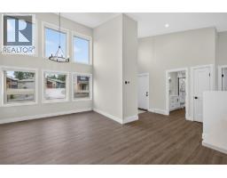 Living room - 4926 Timber Ridge Road Unit# 48, Windermere, BC V0A1K3 Photo 9
