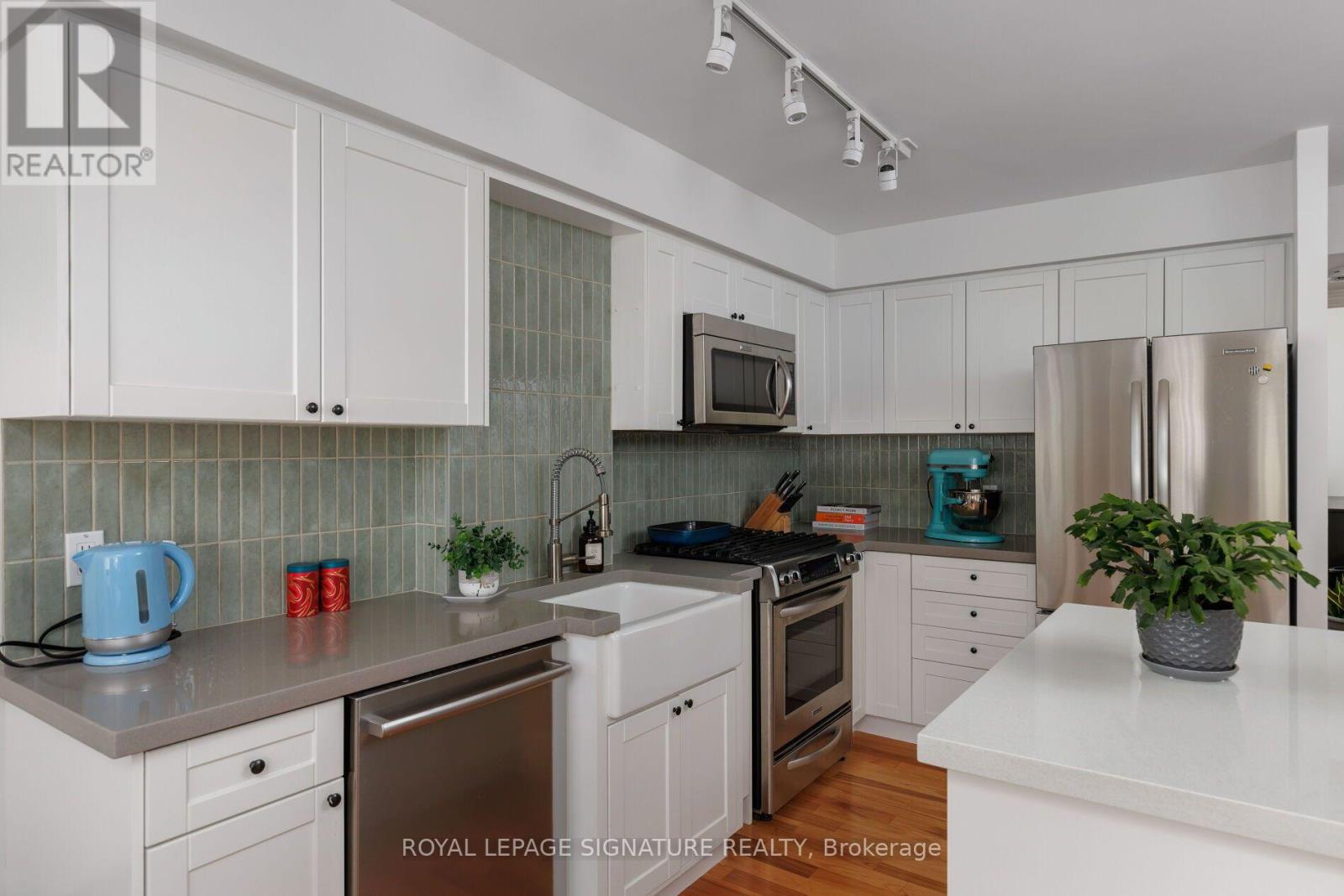 #1606 12 SUDBURY STREET - 4