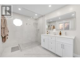 1136 Goodson Crescent, Oakville, ON L6H4A4 Photo 12