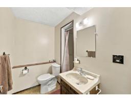 4846 207a Street, Langley, BC V3A6V9 Photo 16