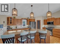 4pc Bathroom - 1616 Marshal Crescent, Moose Jaw, SK S6H3G6 Photo 9