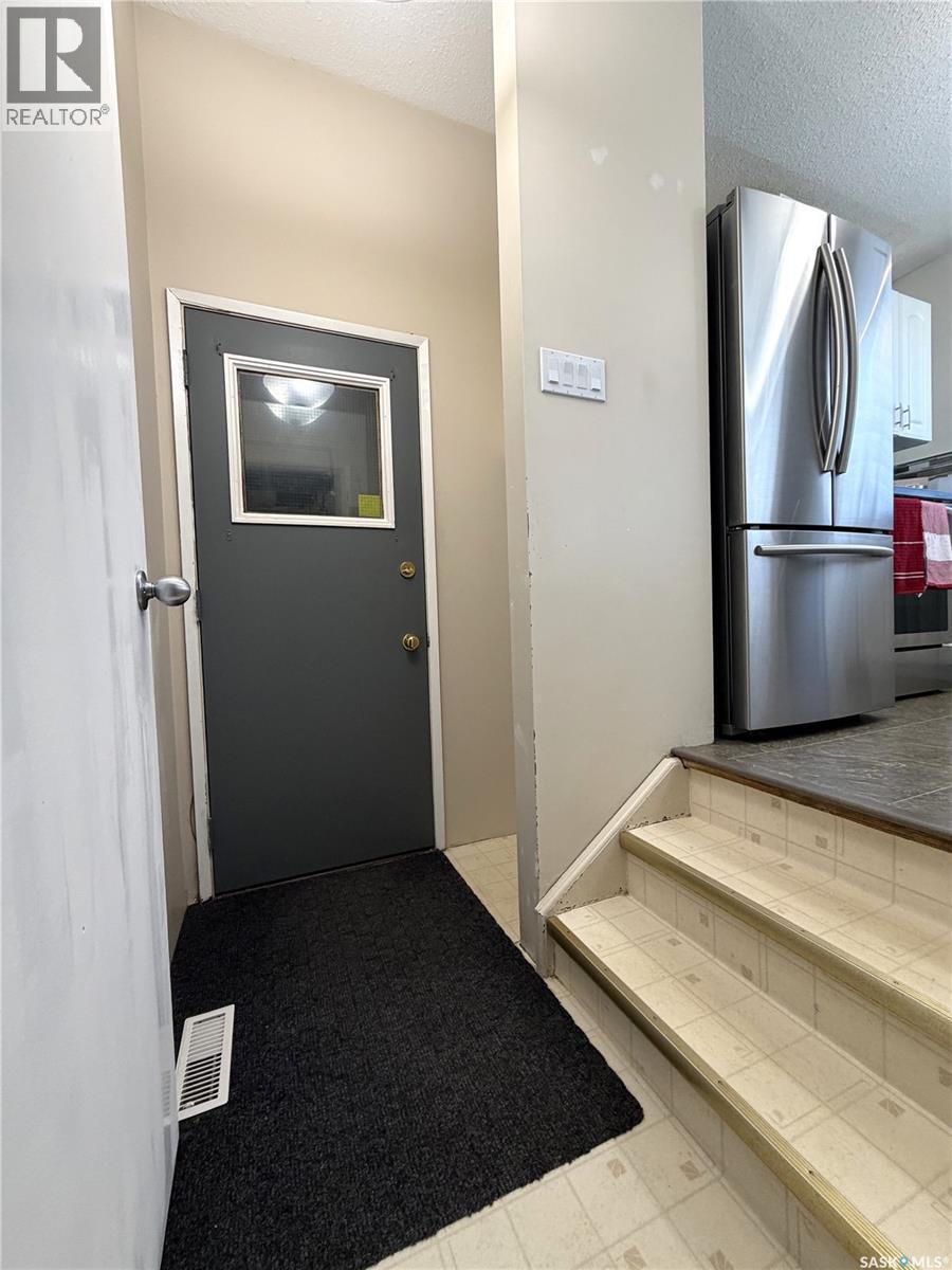 11033 Martin CRESCENT, North Battleford — photo 13