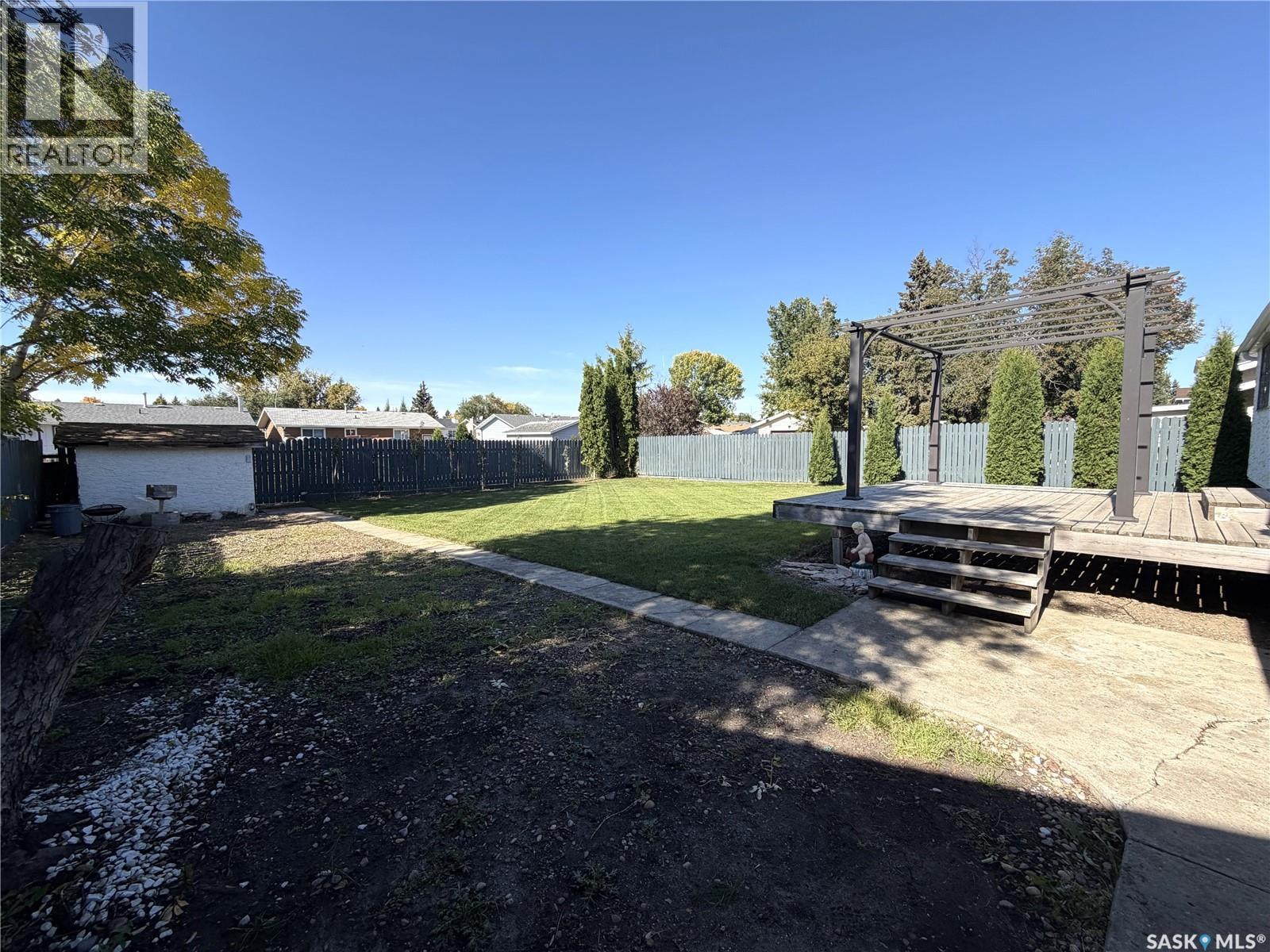 11033 Martin CRESCENT - 23