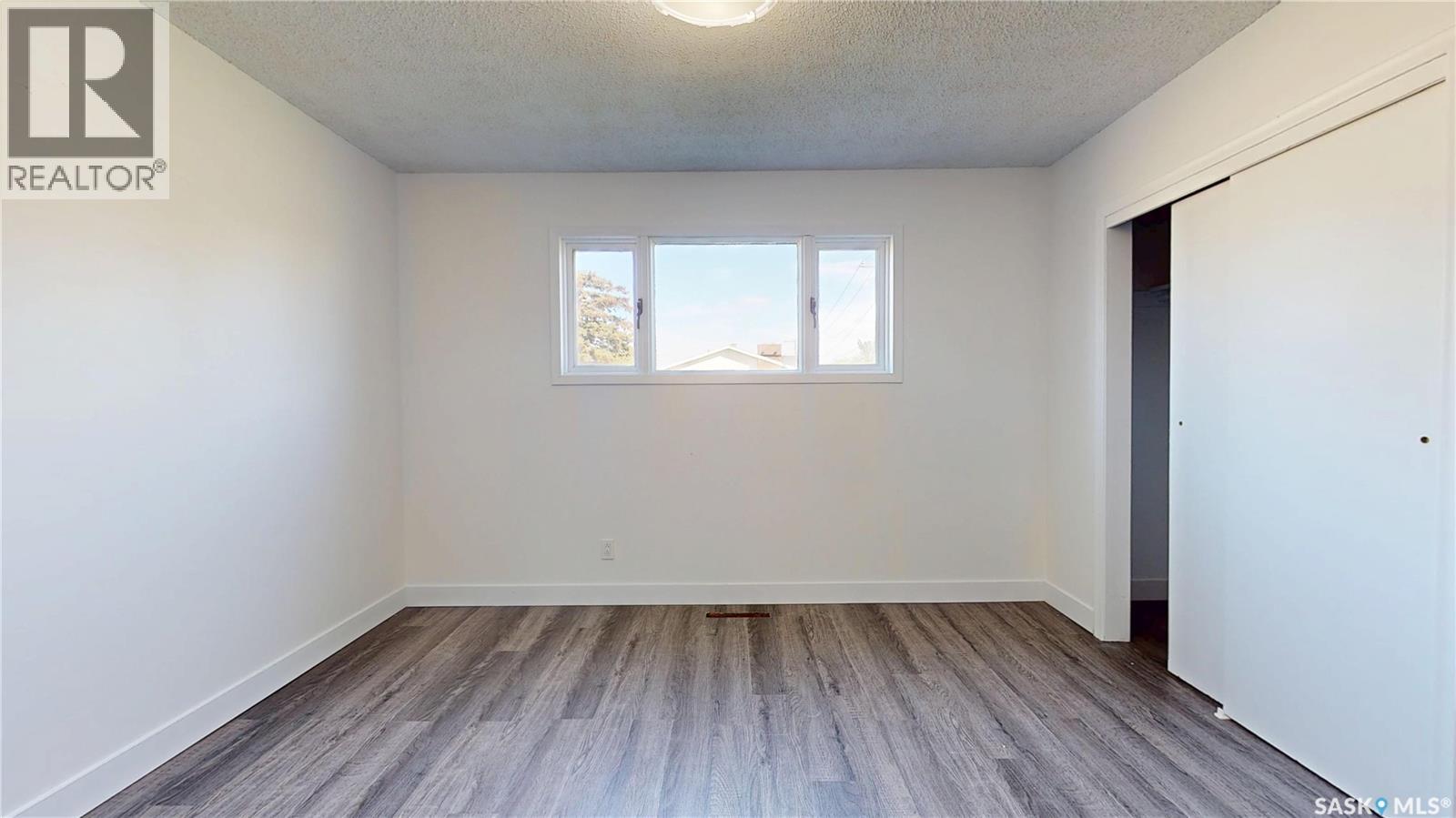 1020 9th AVENUE E, Regina — photo 16