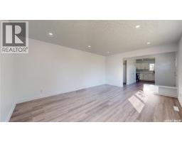 Kitchen - 1020 9th Avenue E, Regina, SK S4N0H3 Photo 10