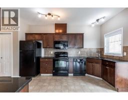 Primary Bedroom - 28, 298 Somerset Way Se, Medicine Hat, AB T1B0E9 Photo 9