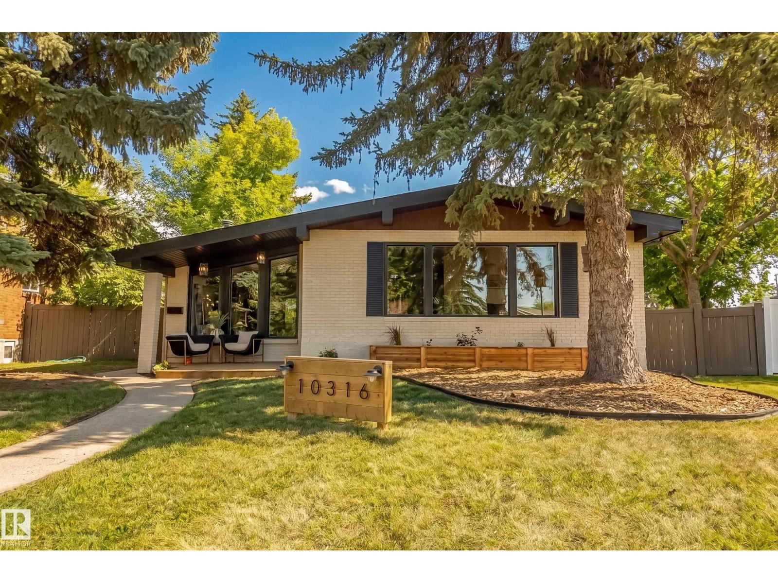 10316 42 ST NW - 1
