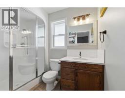 8 Irving Crescent, Red Deer, AB T4R3R9 Photo 18