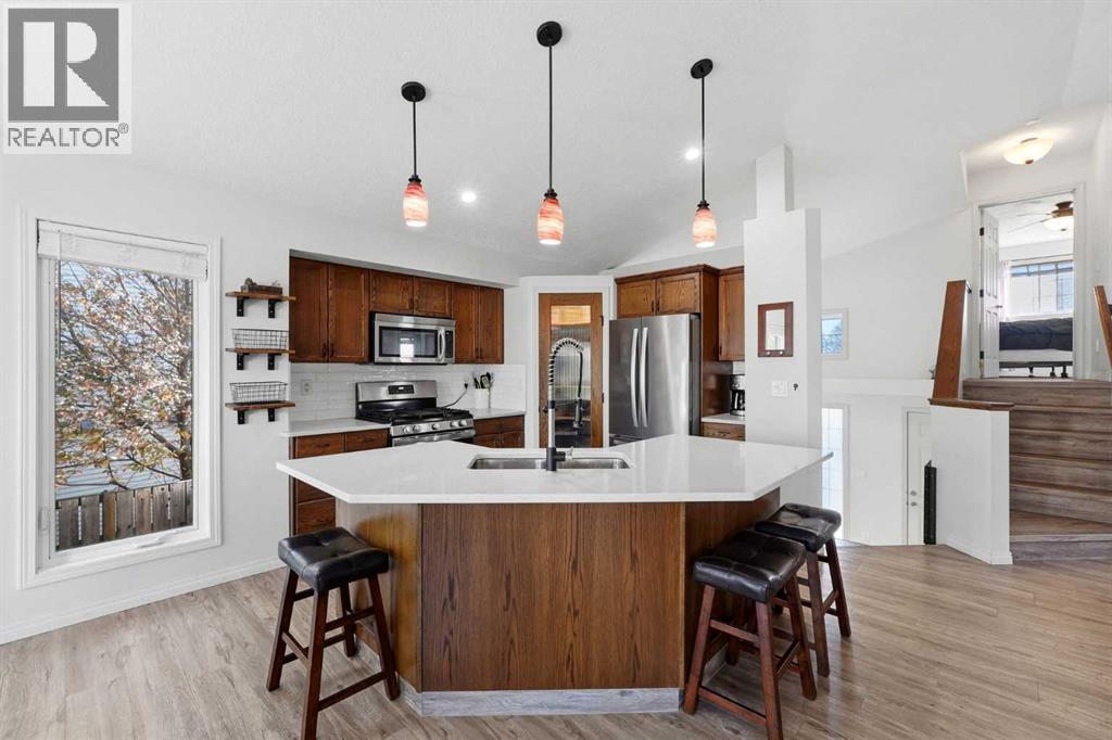 8 Irving Crescent - 8