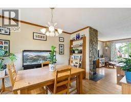 4pc Bathroom - 107 Bermuda Drive Nw, Calgary, AB T3K1H6 Photo 12