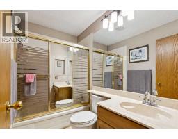 107 Bermuda Drive Nw, Calgary, AB T3K1H6 Photo 21