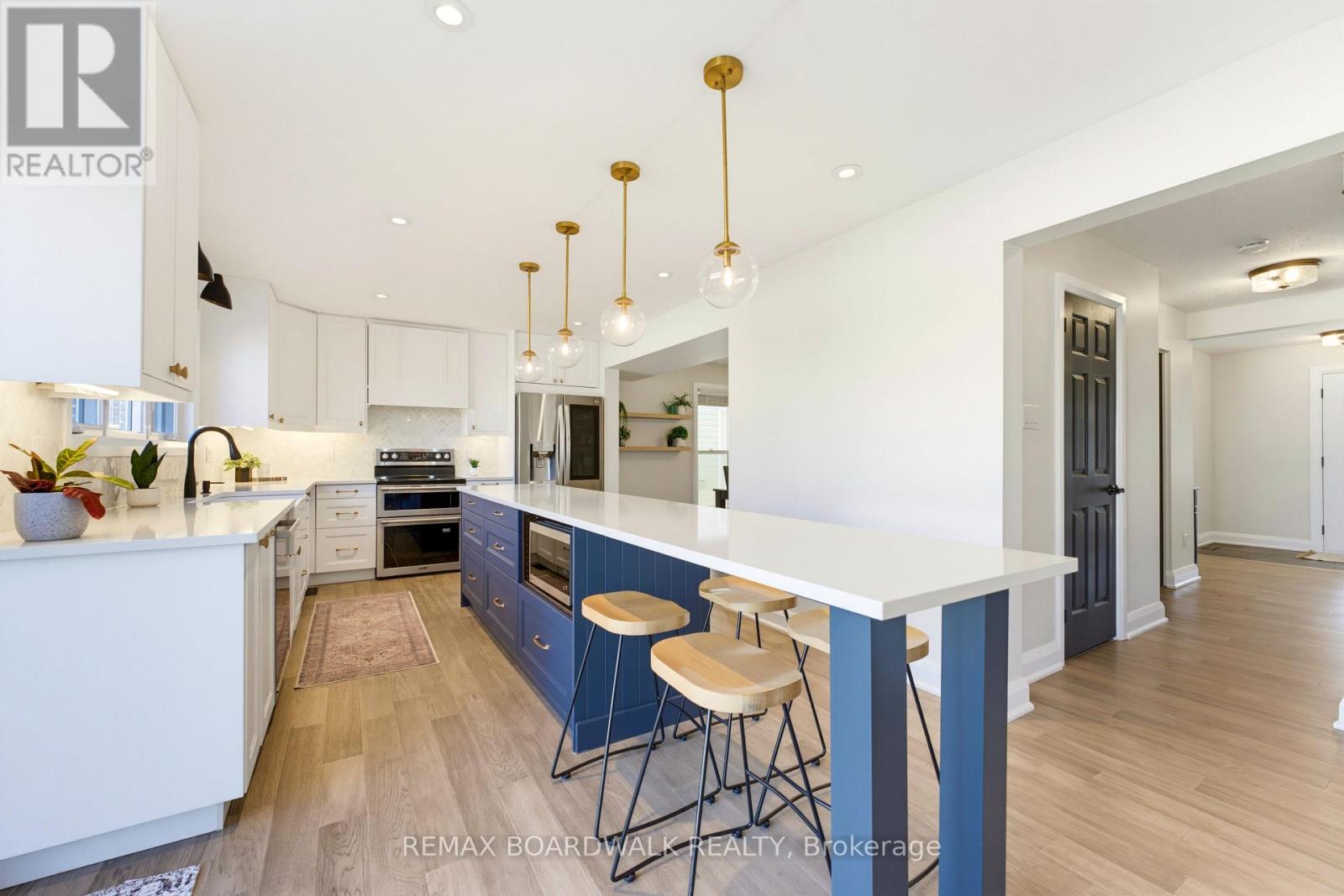 47 MIKA STREET - 15