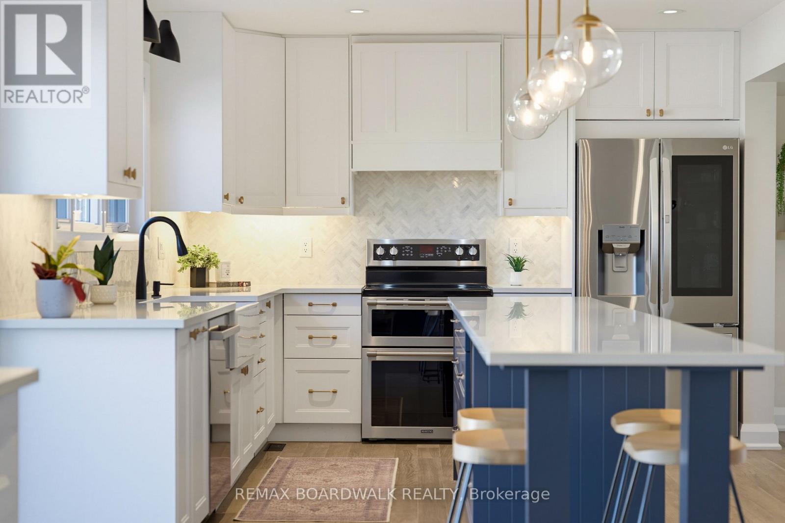 47 MIKA STREET - 20