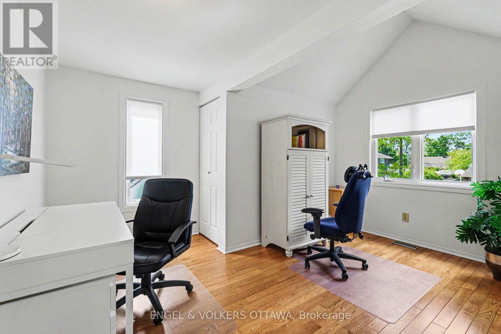 176 SANFORD AVENUE - Image 23