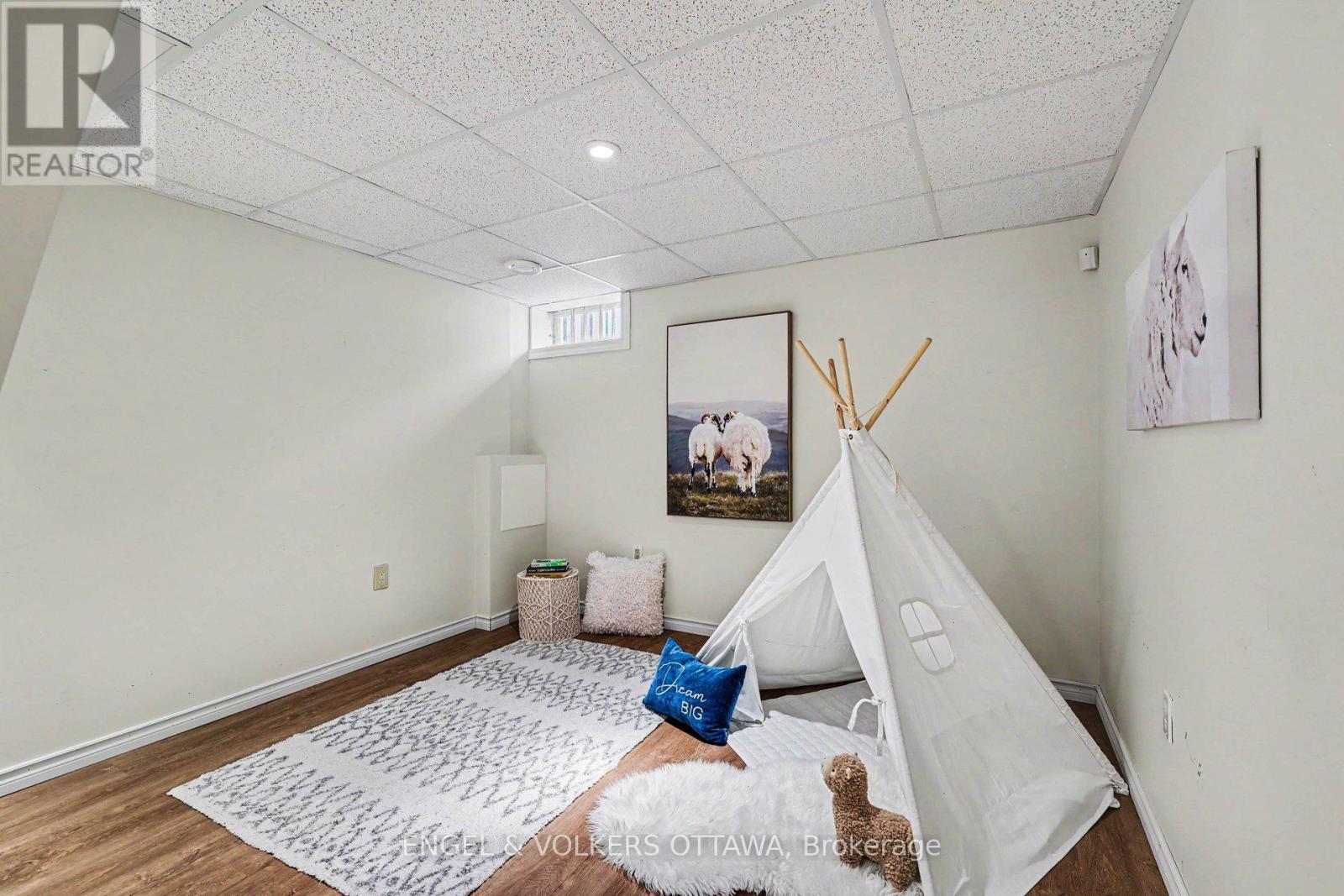 176 SANFORD AVENUE - Image 26