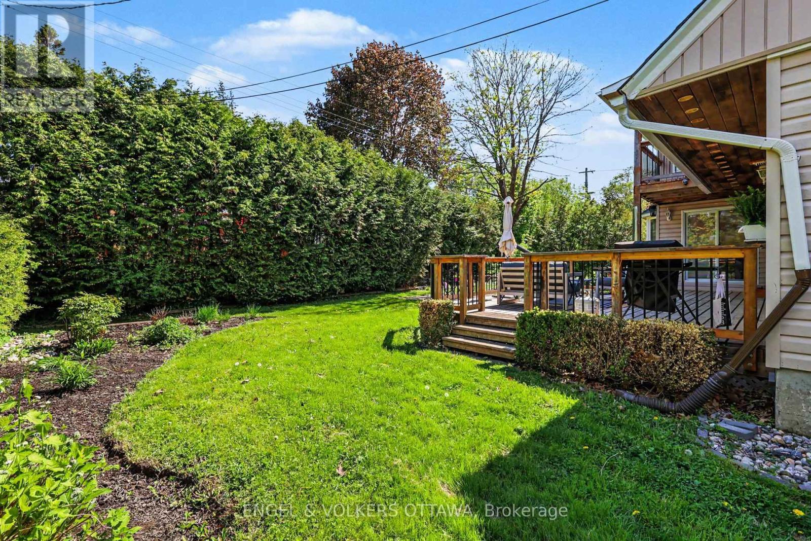 176 SANFORD AVENUE - Image 30