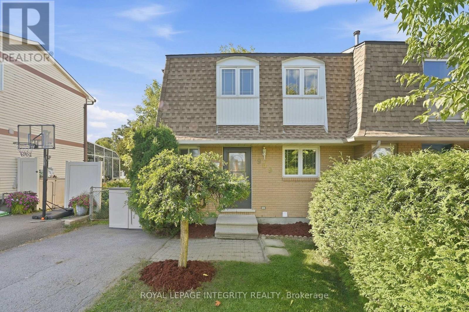 909 LAWNSBERRY DRIVE - 1