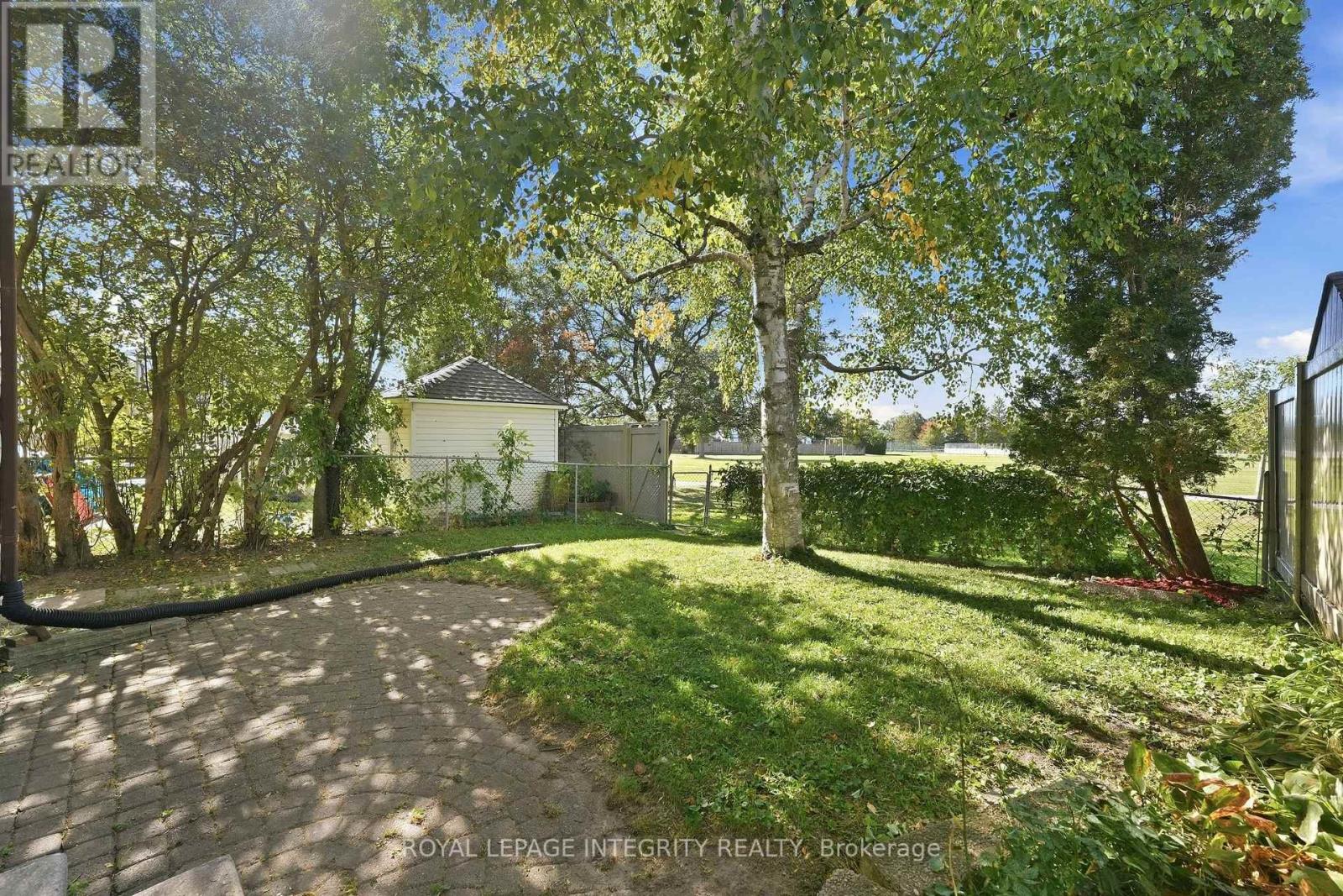 909 LAWNSBERRY DRIVE - 31