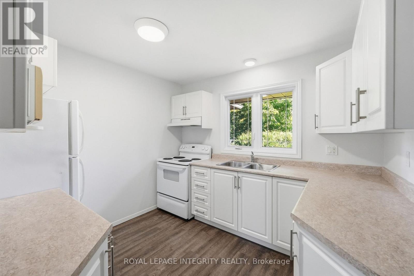 909 LAWNSBERRY DRIVE, Ottawa — photo 8