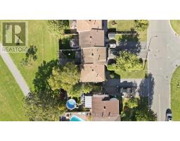 909 Lawnsberry Drive, Ottawa, ON K1E1Y2 Photo 36